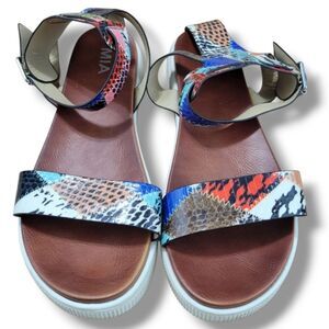 MIA Shoes Size 11 US Women's MIA Ellen Platform Sandals Ankle Strap Animal Print